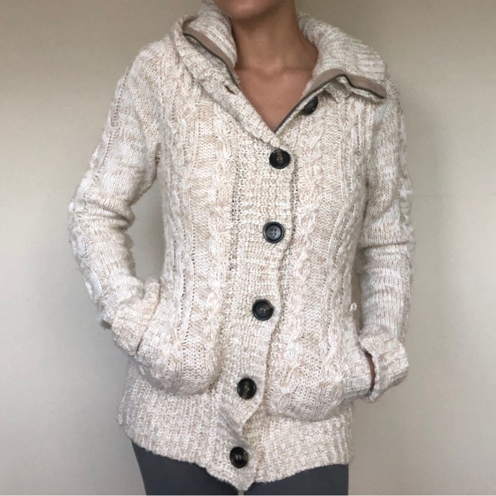 Ci Sonó women’s sweater Size Medium